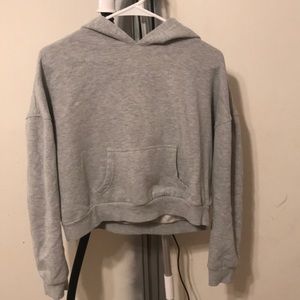 Gray cropped sweatshirt